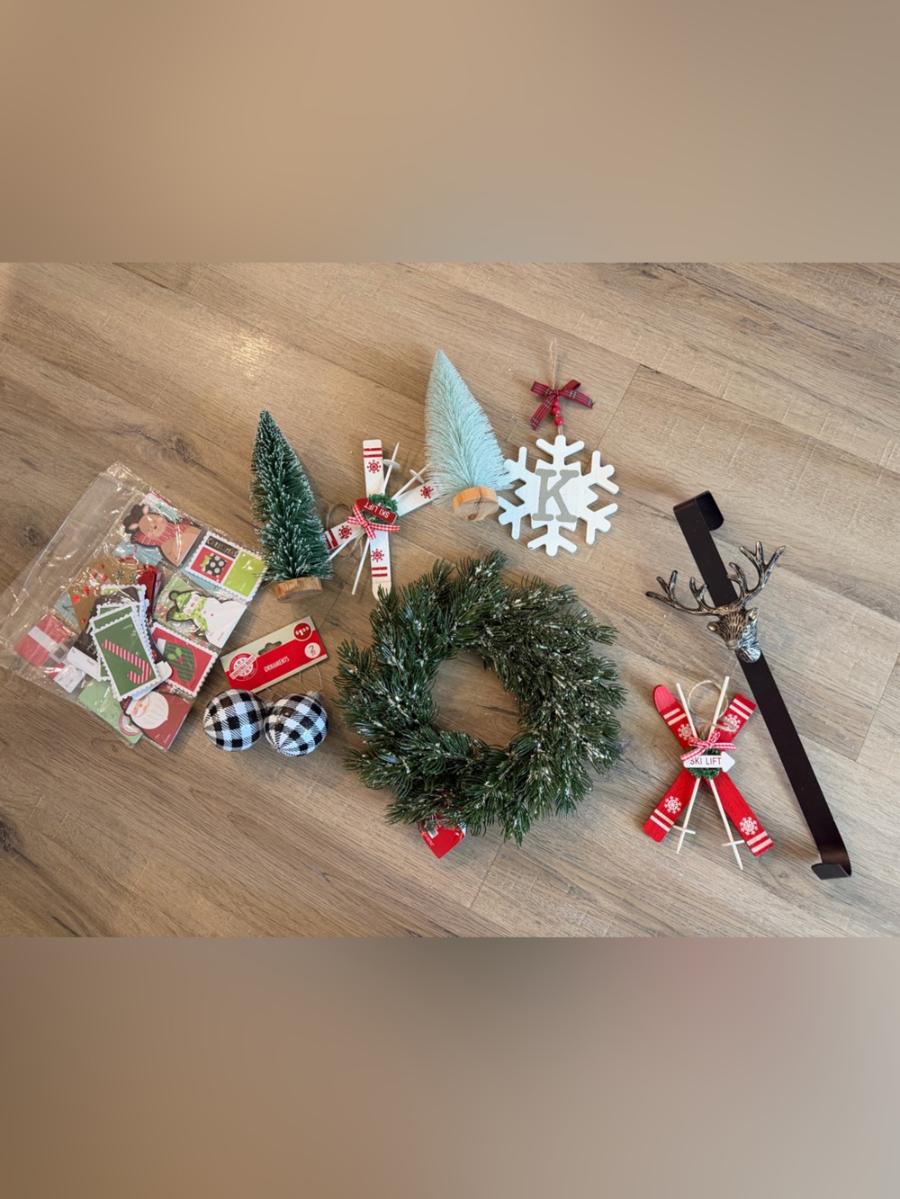 Christmas Decor Lot Wreath Ski Ornaments Bottle Brush Trees Reindeer Hanger